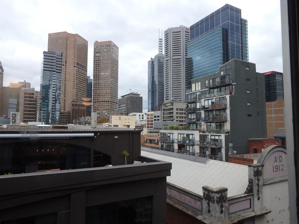 City Limits Hotel Apartments Мельбурн Экстерьер фото